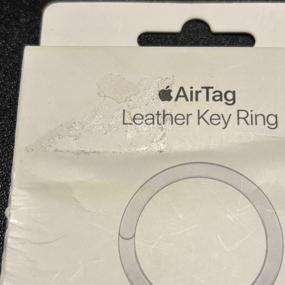 Apple AirTag Leather Key Ring in Saddle Brown - Picture 7 of 12